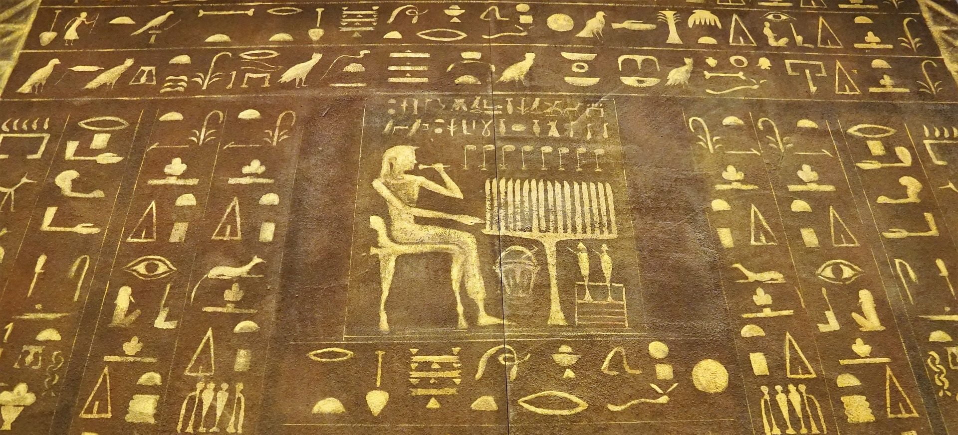 Египетские иероглифы летающая тарелка